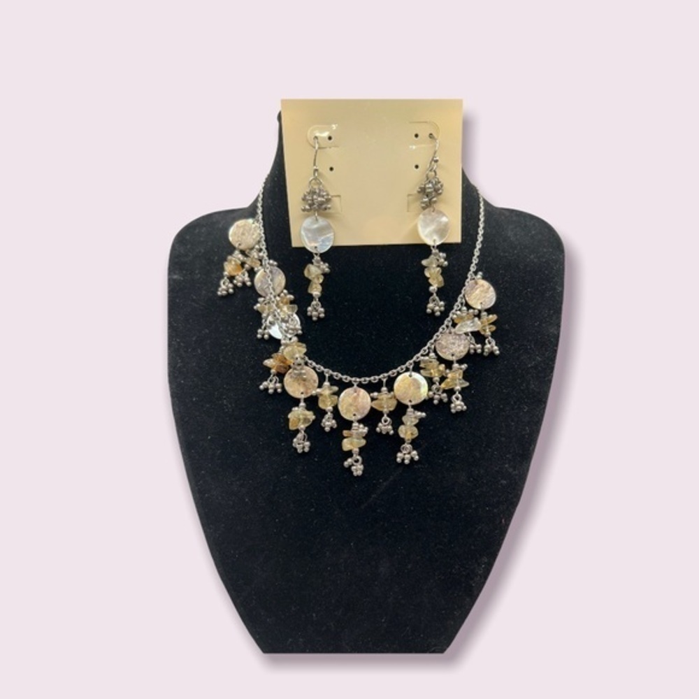 Natural Shell Necklace Pierced Earring Set Beach Boho Tropical Coastal New‎